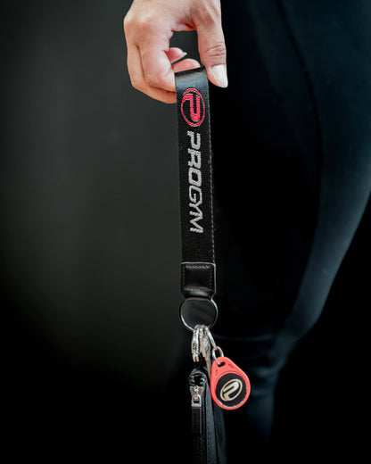 Porte-clés ProGym avec une puce rouge 